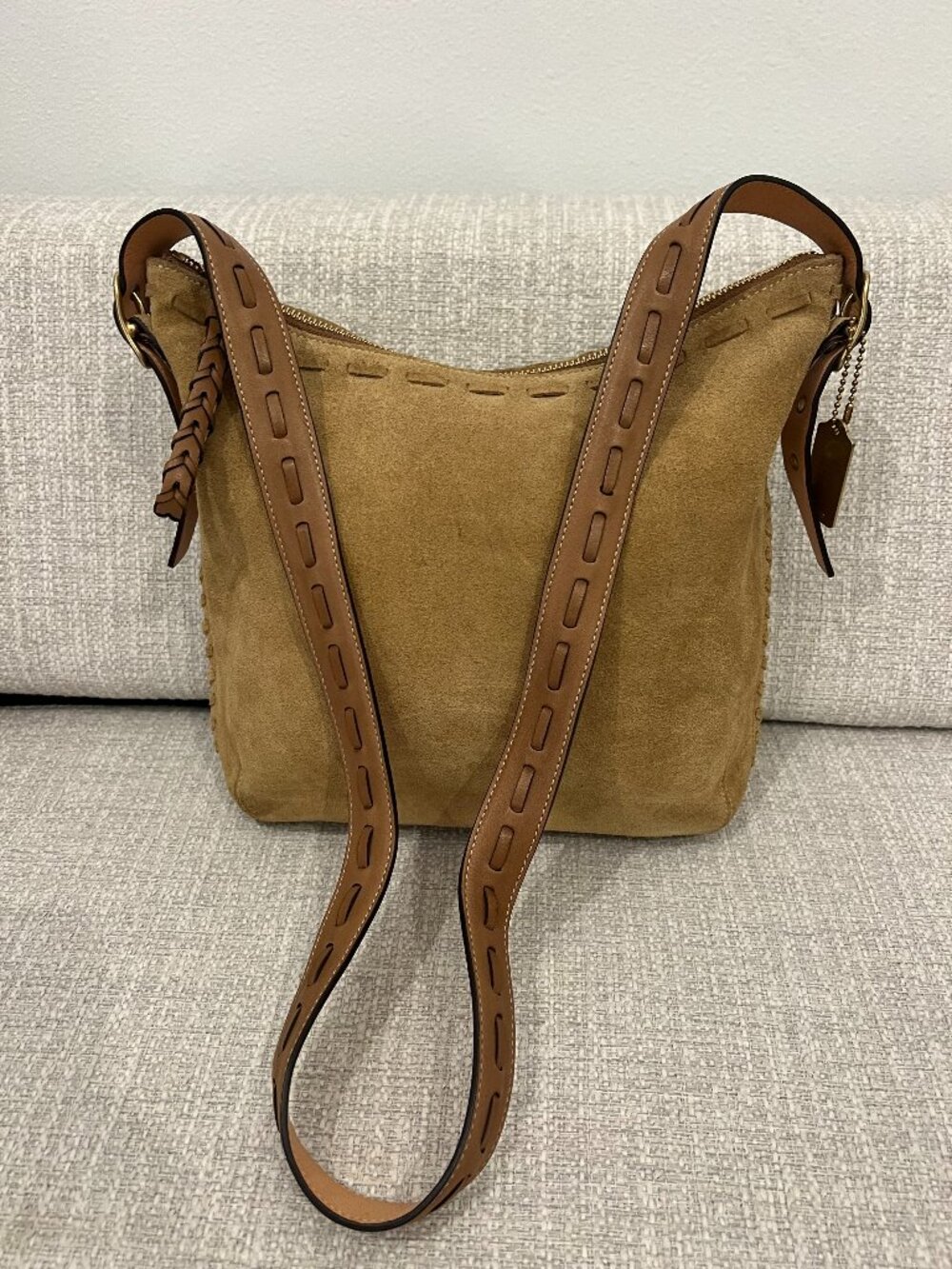 Vintage COACH Suede Leather Tan Messenger Shoulder Bag